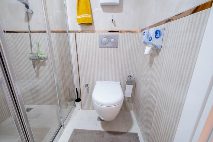 Image No.22-2 Bed Apartment for sale