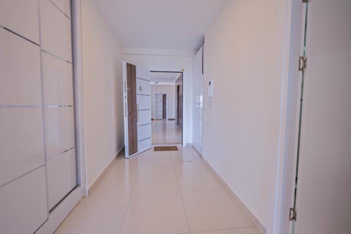 Image No.23-2 Bed Apartment for sale