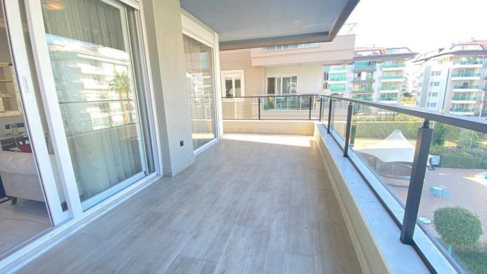 Image No.18-1 Bed Apartment for sale