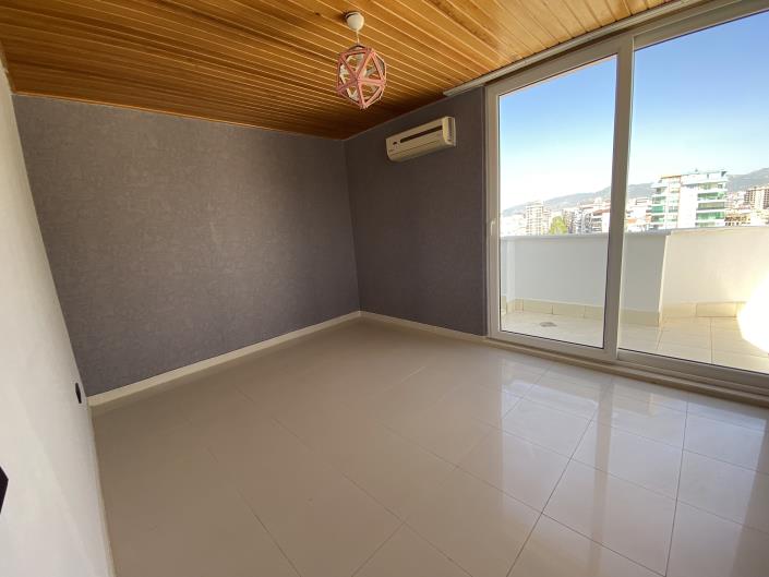 Image No.27-3 Bed Duplex for sale