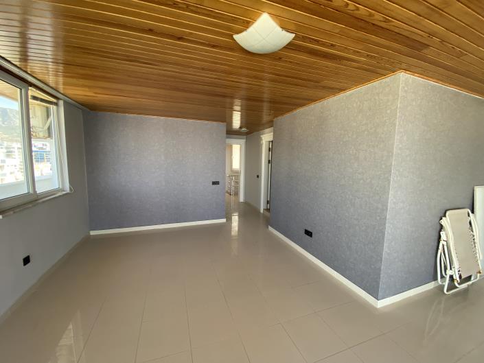 Image No.37-3 Bed Duplex for sale