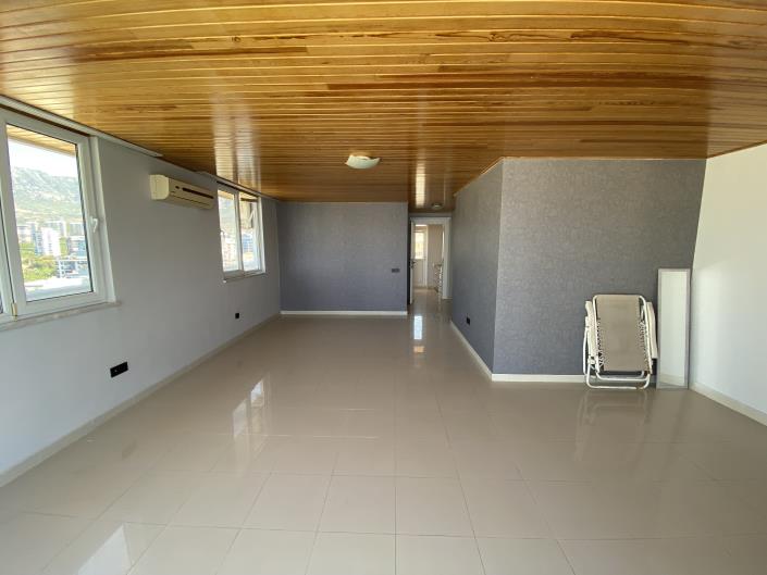 Image No.39-3 Bed Duplex for sale