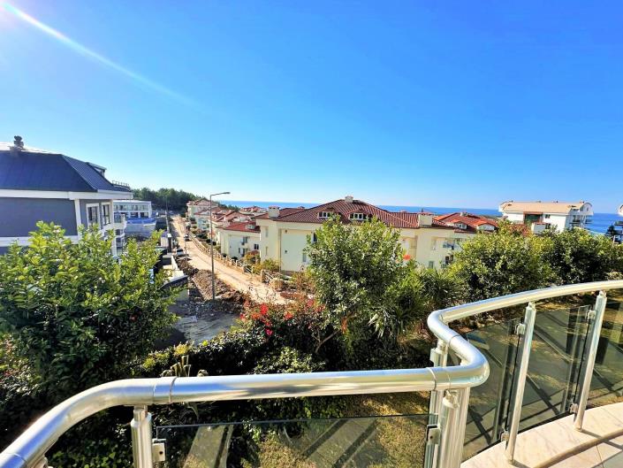 Image No.17-2 Bed Duplex for sale