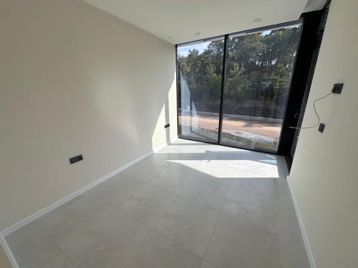 Image No.11-1 Bed Apartment for sale