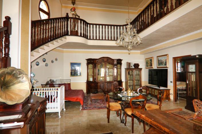 Image No.11-Villa de 4 chambres à vendre à Eboli