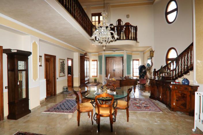 Image No.13-Villa de 4 chambres à vendre à Eboli