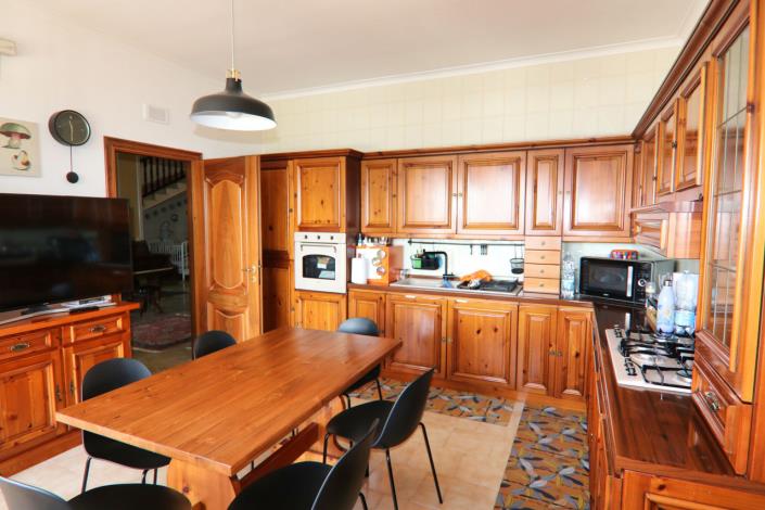 Image No.21-Villa de 4 chambres à vendre à Eboli