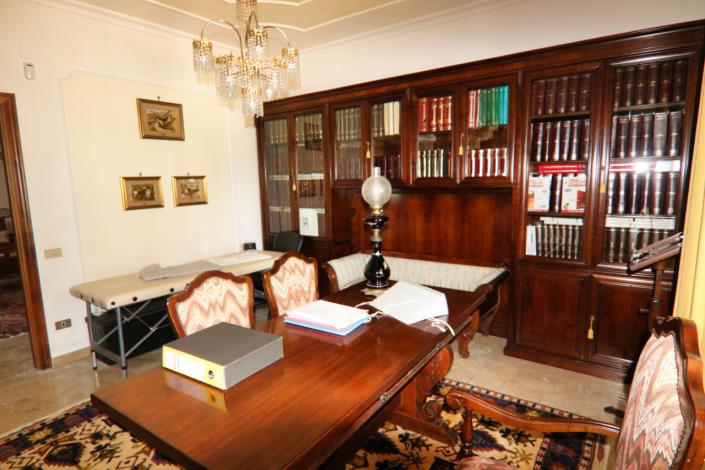 Image No.30-Villa de 4 chambres à vendre à Eboli