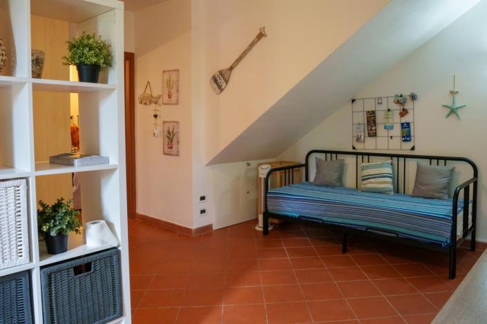 Image No.20-Appartement de 1 chambre à vendre à Cecina