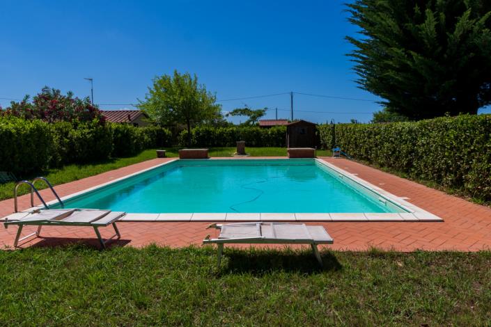 Image No.37-Appartement de 1 chambre à vendre à Cecina