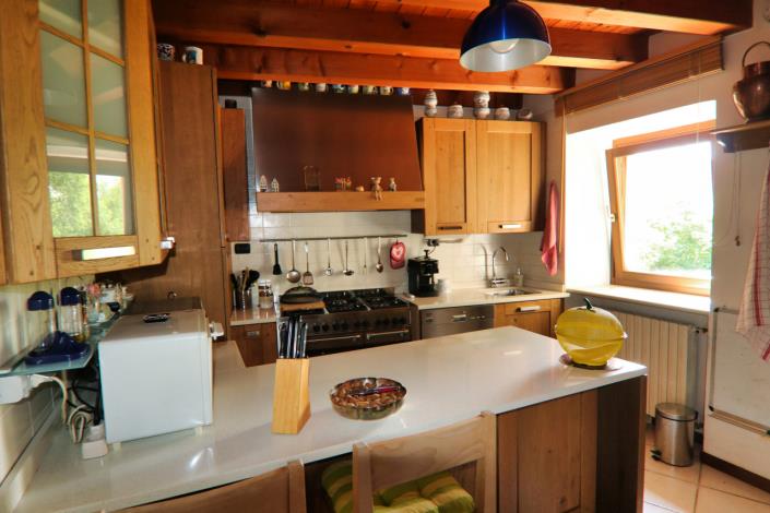 Image No.21-5 Bed Country House for sale