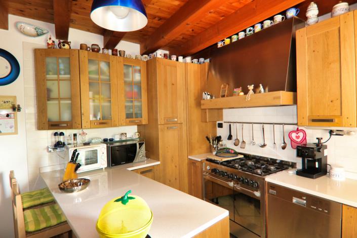 Image No.22-5 Bed Country House for sale