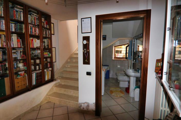 Image No.29-5 Bed Country House for sale