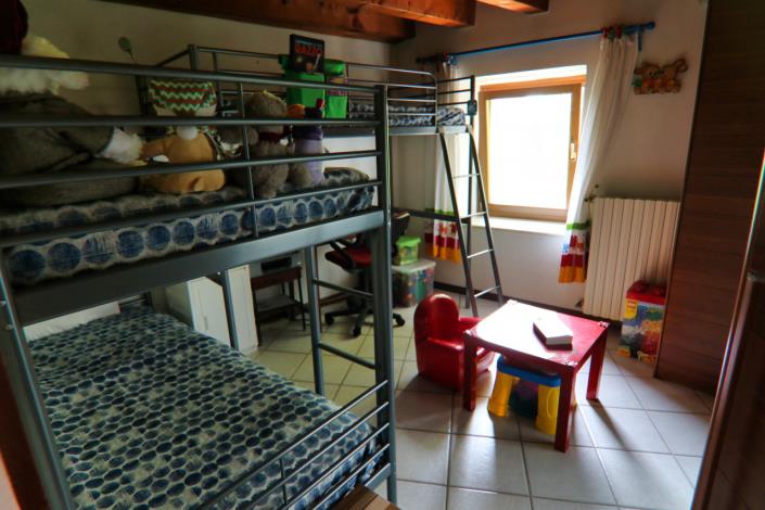 Image No.39-5 Bed Country House for sale