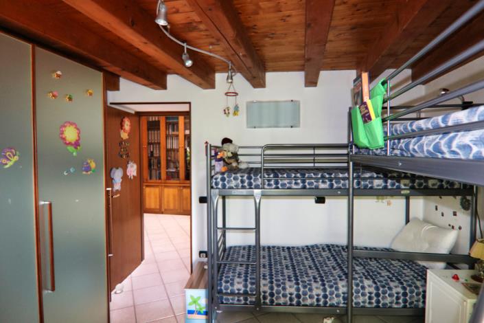 Image No.41-5 Bed Country House for sale