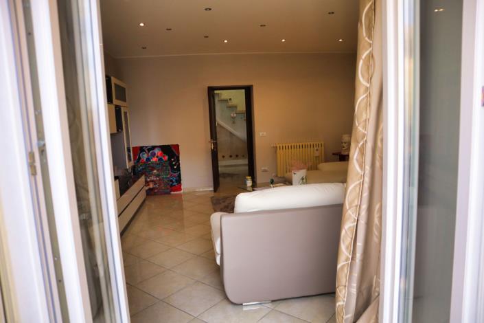 Image No.12-3 Bed Apartment for sale