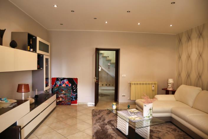 Image No.13-3 Bed Apartment for sale