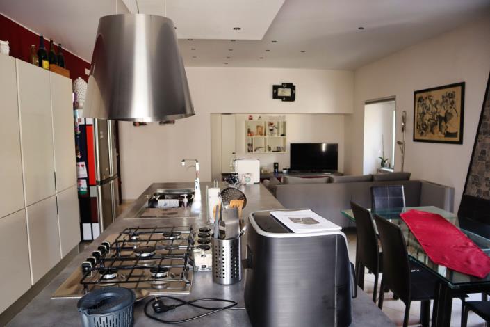 Image No.21-3 Bed Apartment for sale