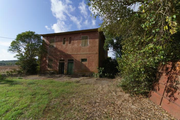 Image No.11-3 Bed Country House for sale