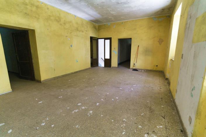 Image No.31-3 Bed Country House for sale