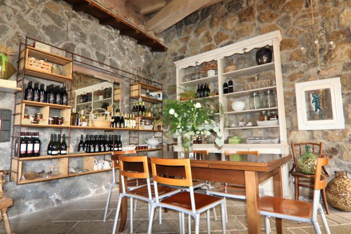 Image No.13-6 Bed Country House for sale