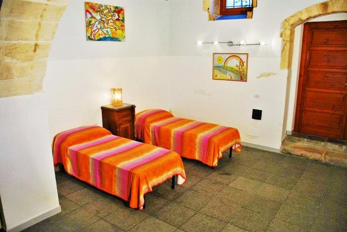 Image No.38-7 Bed Country House for sale