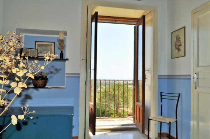 Image No.51-7 Bed Country House for sale