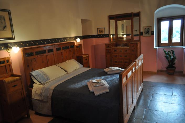 Image No.55-7 Bed Country House for sale