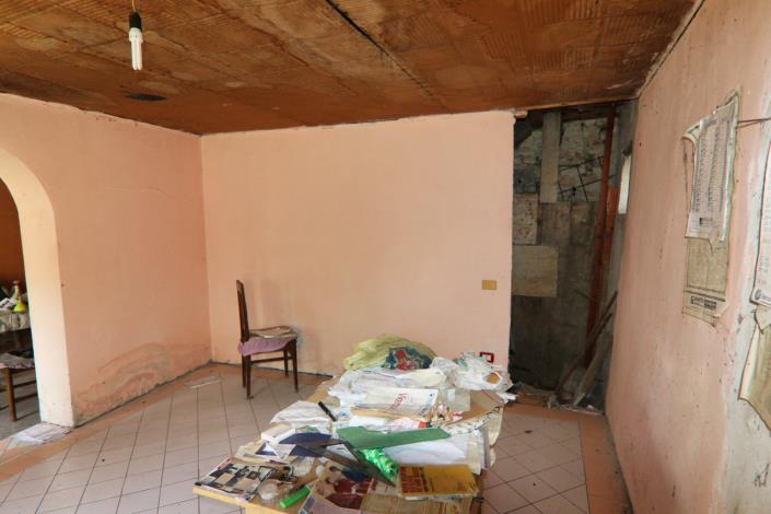 Image No.22-1 Bed Farmhouse for sale