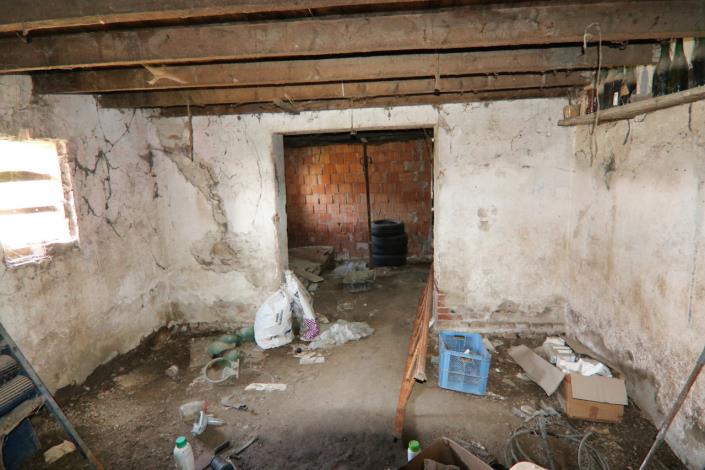 Image No.30-1 Bed Farmhouse for sale