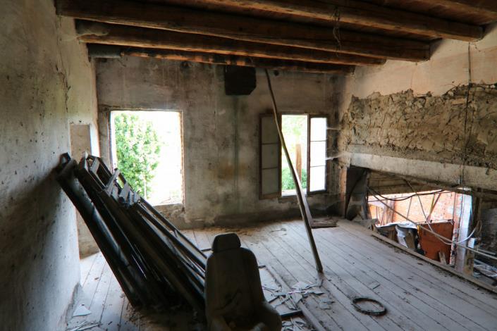 Image No.31-1 Bed Farmhouse for sale