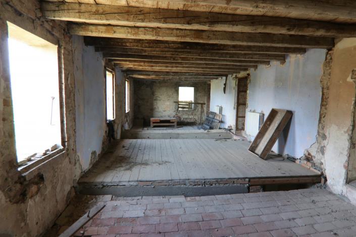 Image No.37-1 Bed Farmhouse for sale