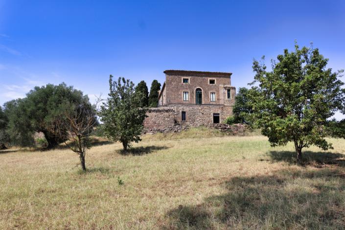 Image No.1-1 Bed Country House for sale