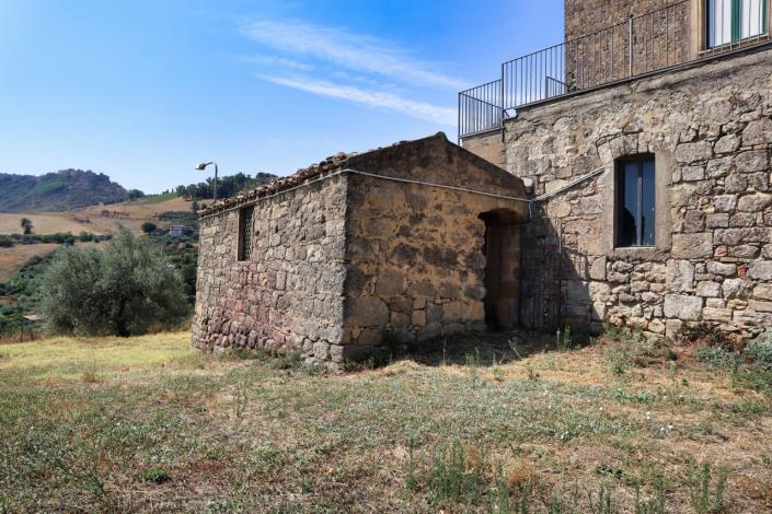 Image No.9-Maison de campagne de 1 chambre à vendre à Enna