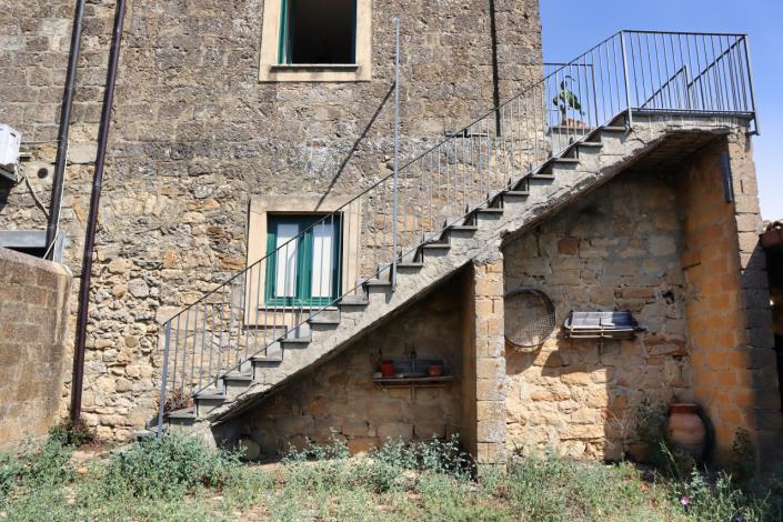 Image No.17-Maison de campagne de 1 chambre à vendre à Enna