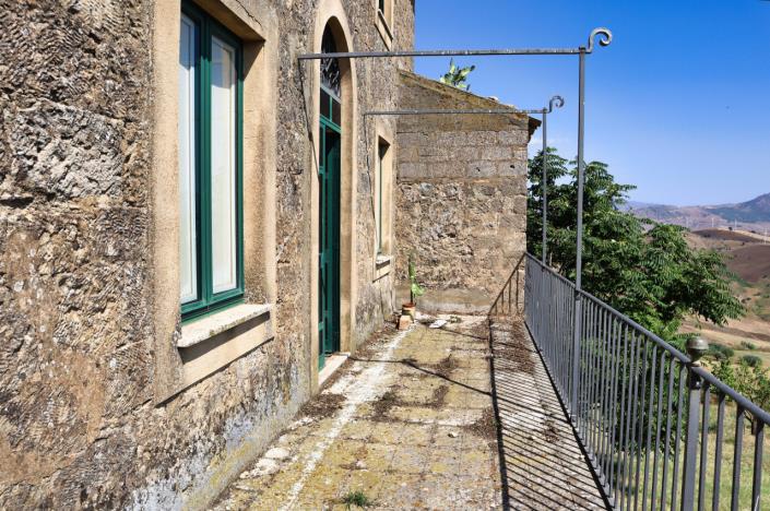 Image No.18-Maison de campagne de 1 chambre à vendre à Enna