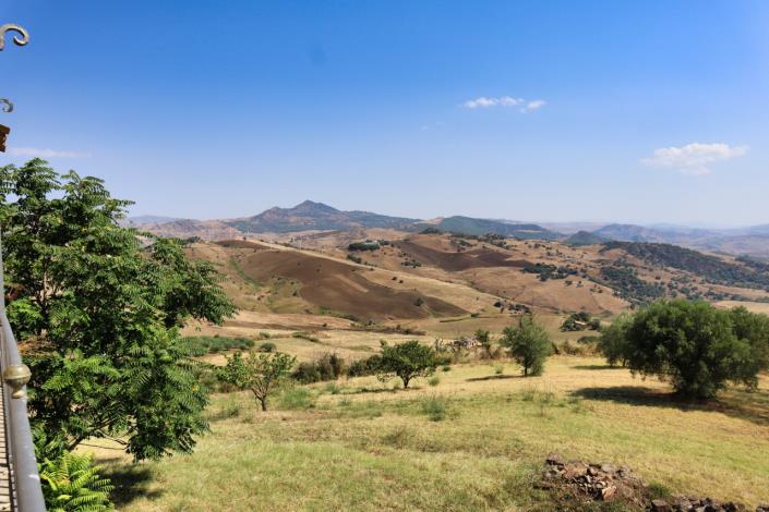 Image No.19-Maison de campagne de 1 chambre à vendre à Enna