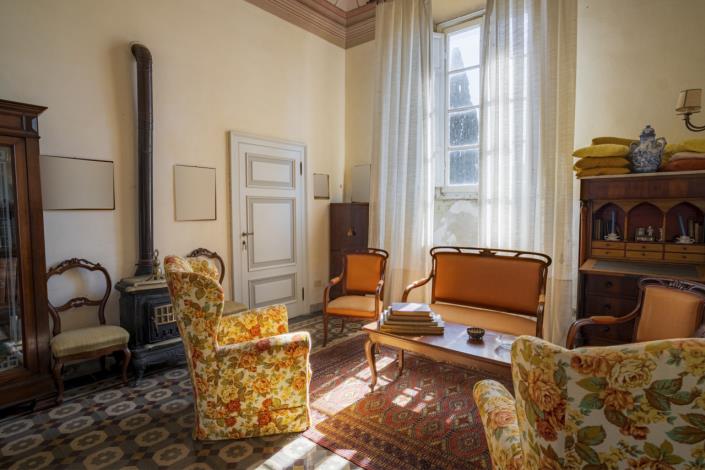 Image No.23-12 Bed Villa for sale