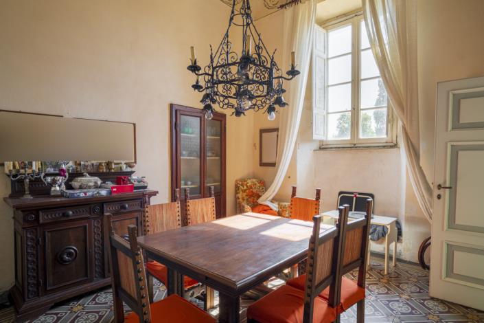 Image No.30-12 Bed Villa for sale