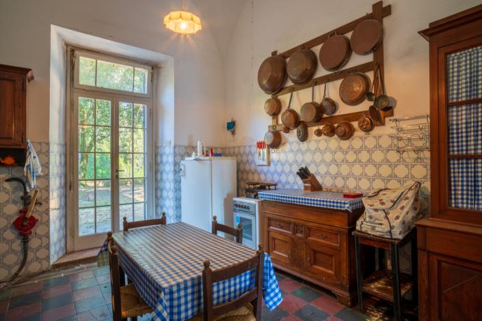 Image No.34-12 Bed Villa for sale