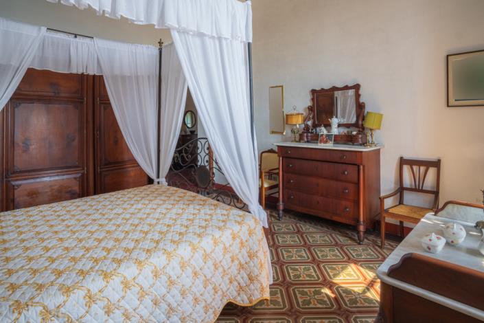 Image No.49-12 Bed Villa for sale