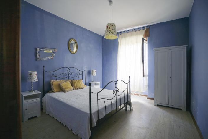 Image No.21-3 Bed Apartment for sale