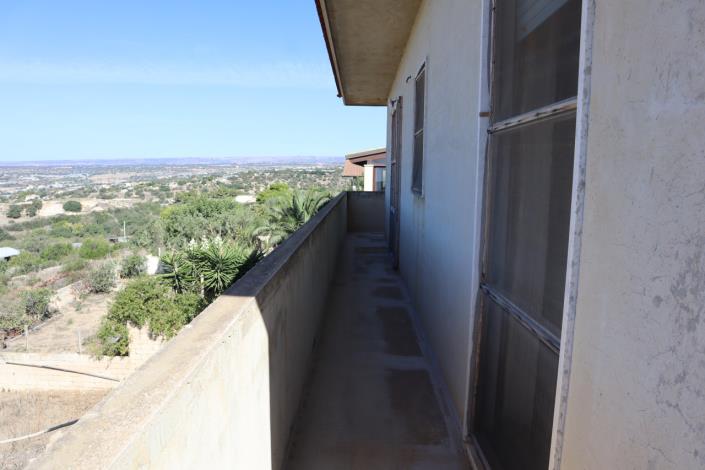 Image No.35-2 Bed House/Villa for sale