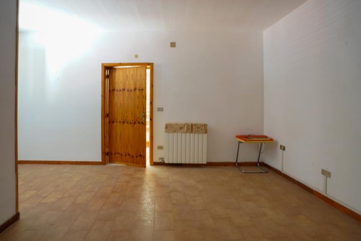 Image No.19-2 Bed Apartment for sale