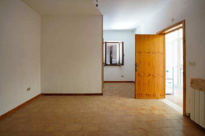 Image No.22-2 Bed Apartment for sale
