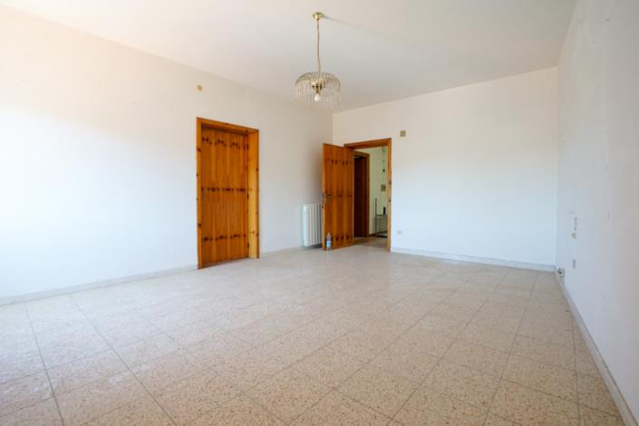 Image No.29-2 Bed Apartment for sale
