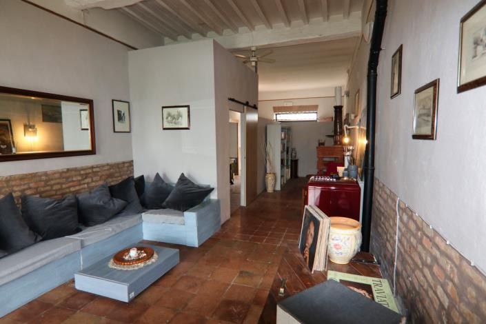 Image No.18-6 Bed Country House for sale