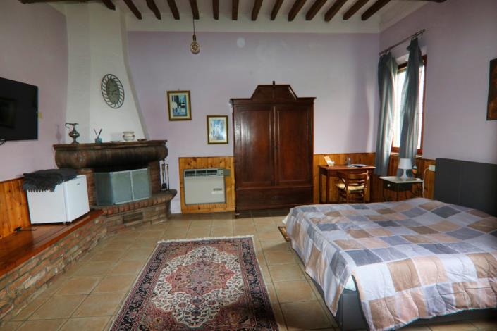 Image No.21-6 Bed Country House for sale