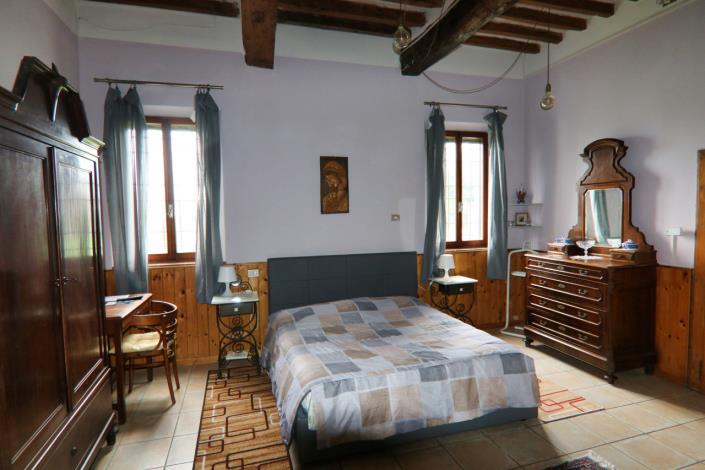 Image No.22-6 Bed Country House for sale