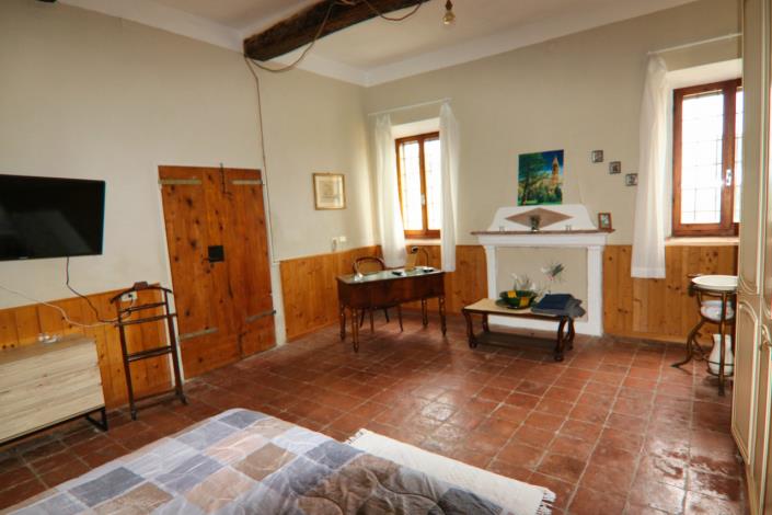 Image No.32-6 Bed Country House for sale